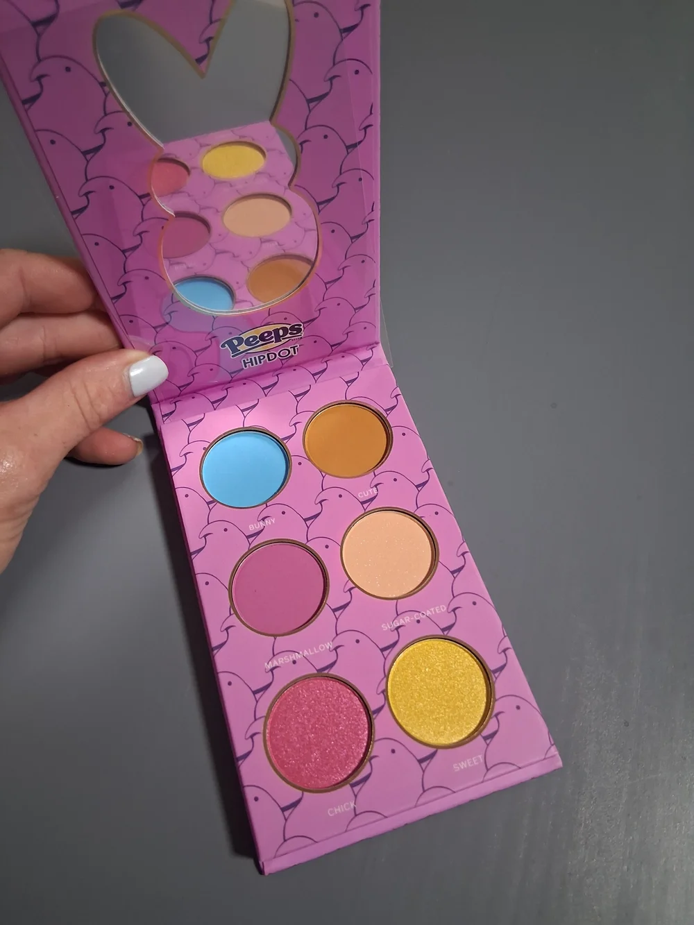 Peeps Hip Dot Eyeshadow Palette – B&BW Peepin It Real Gloss & Hair & Body Mist